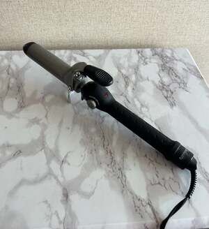 uSmooth Unexpected Luxury 1.25" Professional Titanium Curling Iron